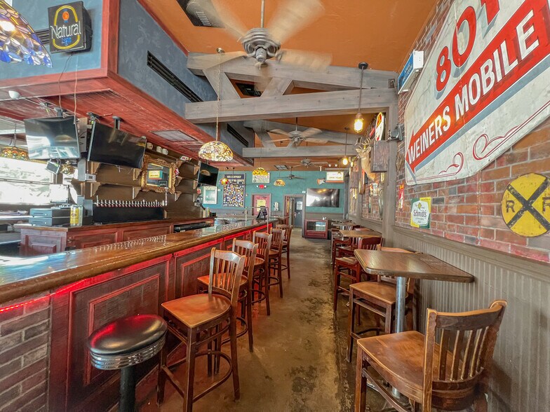More Photos Of 404 Southard St, Key West Restaurant For Sale