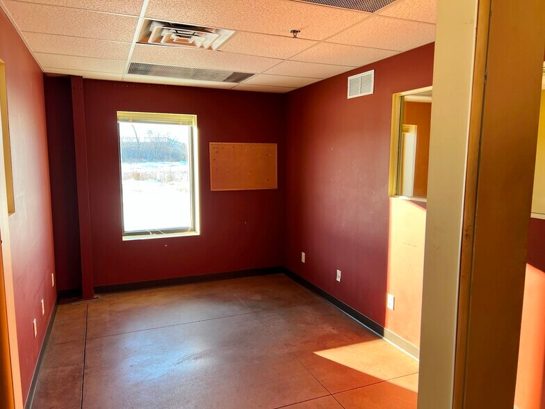 More Photos Of 110 Wall St, Onamia Flex For Sale