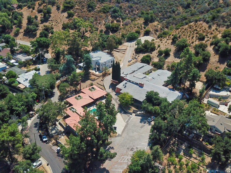 Primary Photo Of 7744-7754 McGroarty St, Tujunga Schools For Sale