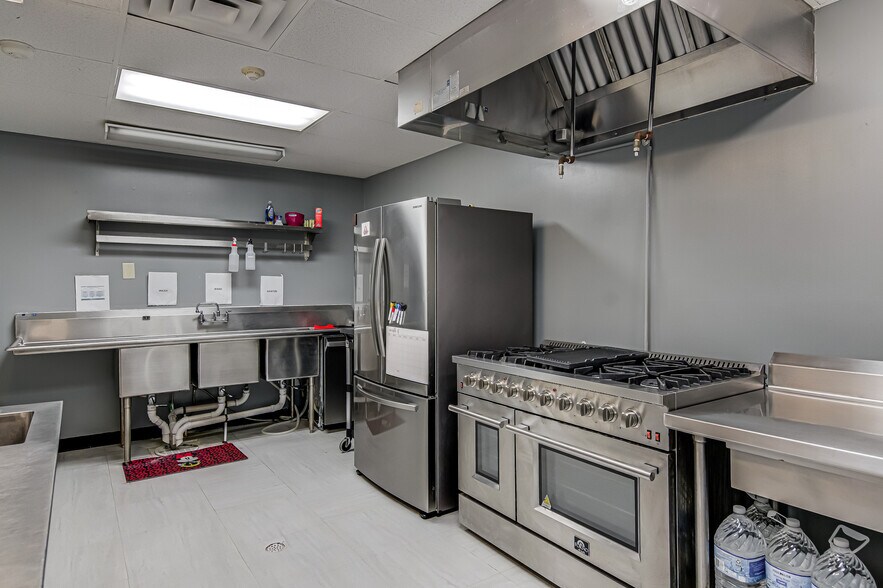 More Photos Of 5016 Old Walkertown Rd, Winston-Salem Daycare Center For Sale