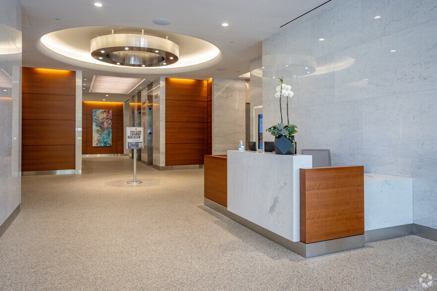 More Photos Of 1300 Post Oak Blvd, Houston Office For Lease