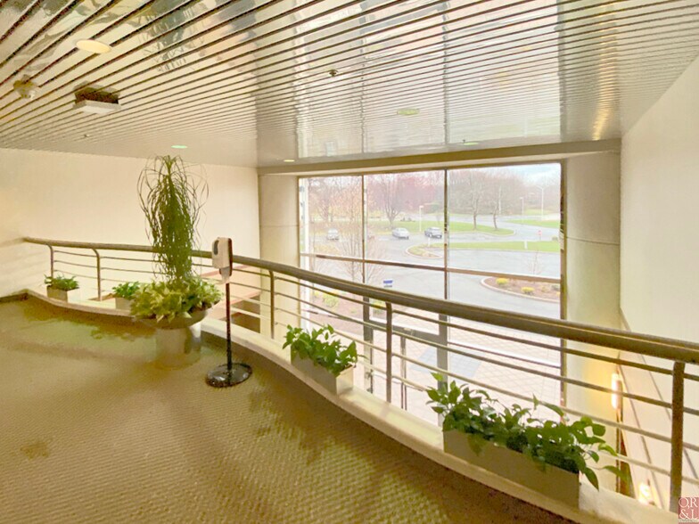 More Photos Of 200 Day Hill Rd, Windsor Office For Sale