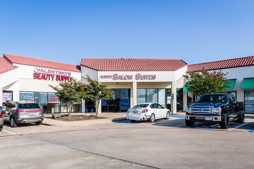 More Photos Of 3439 Altamesa Blvd, Fort Worth Unknown For Lease