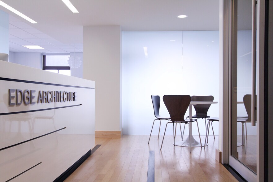 More Photos Of 277 Alexander St, Rochester Office Residential For Lease