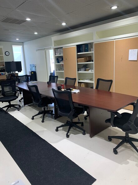 More Photos Of 616 S College Mall Rd, Bloomington Medical For Lease