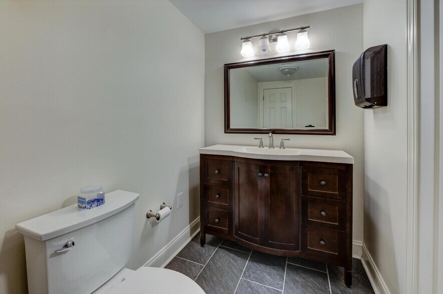 More Photos Of 105 Atsion Rd, Medford Medical For Sale