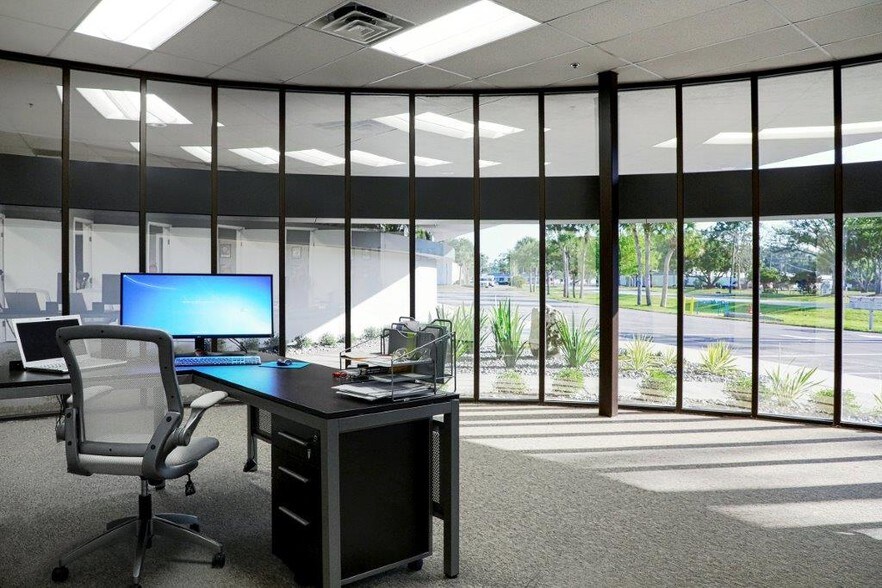 More Photos Of 14101-14105 Mccormick Dr, Tampa Light Manufacturing For Lease