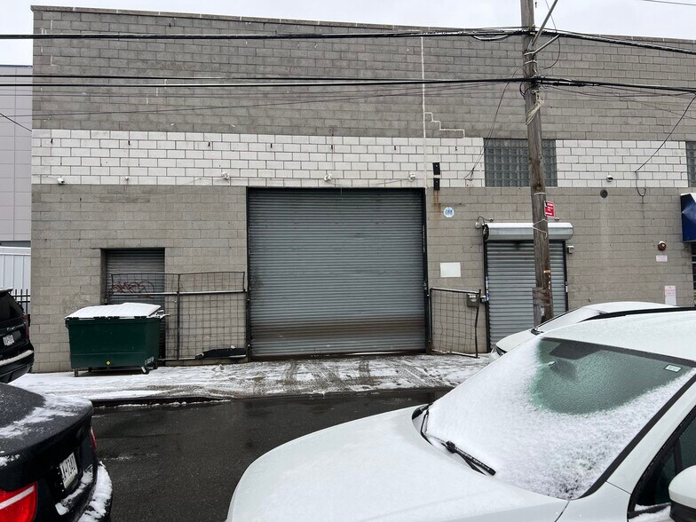 More Photos Of 4151 Boston Rd, Bronx Parking Garage For Lease
