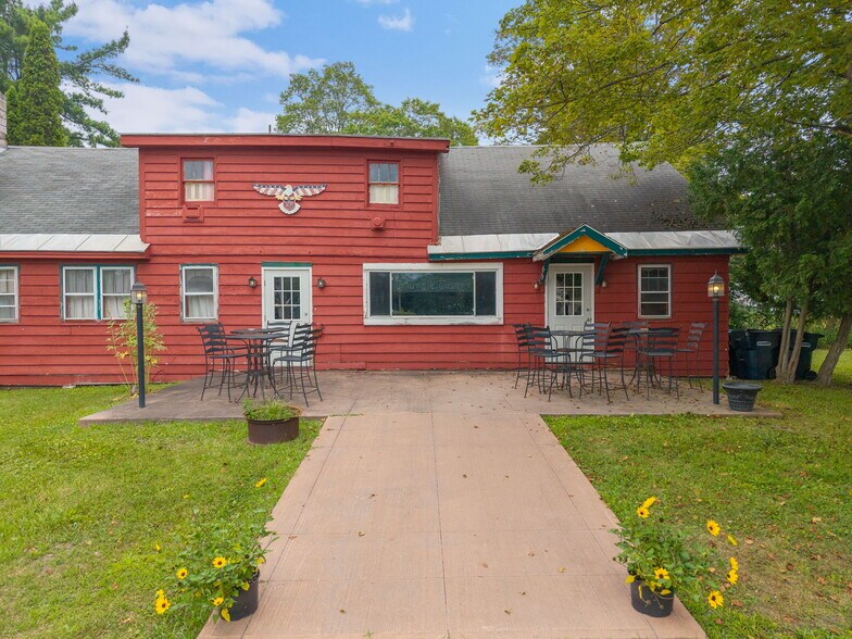 More Photos Of 189 Main St, Cherry Valley Restaurant For Sale