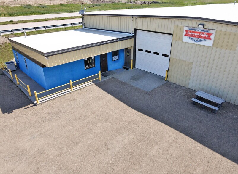More Photos Of 6002 US Highway 50, Lamar Service For Sale