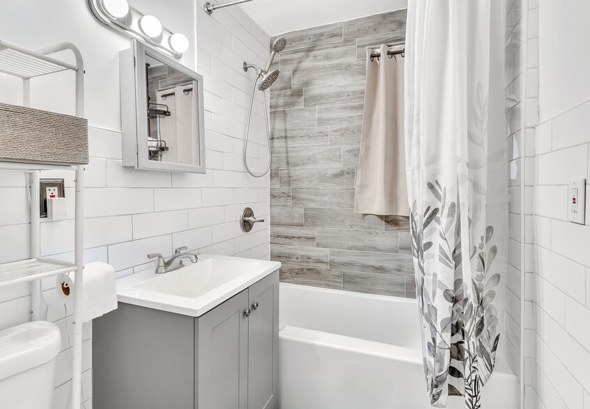 More Photos Of 478 Fabyan Pl, Newark Apartments For Sale