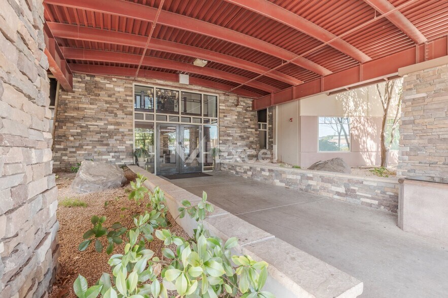 More Photos Of 640 E 700 S, Saint George Office For Lease