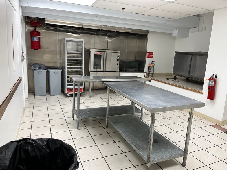 More Photos Of 49 Market St, Somersworth Religious Facility For Sale