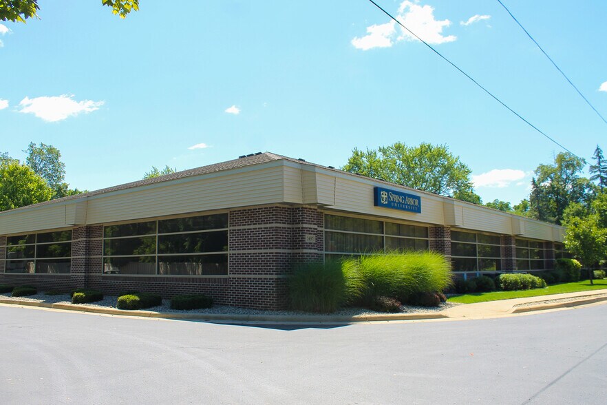 More Photos Of 3497 S 9th St, Kalamazoo Office For Lease