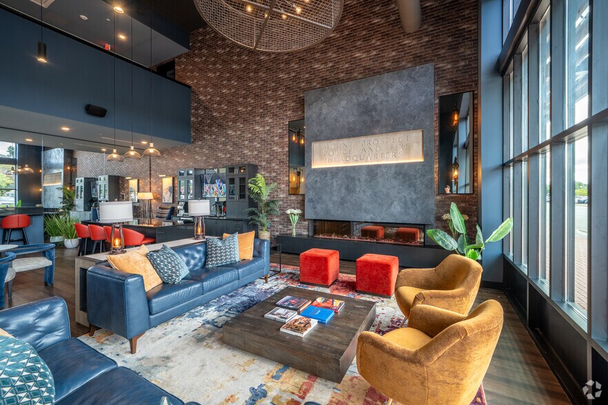 More Photos Of 122 E Northwest Hwy, Mount Prospect Apartments For Lease