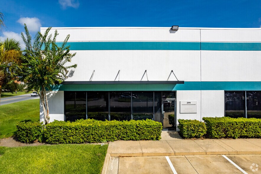 More Photos Of 7101 Presidents Dr, Orlando Unknown For Lease