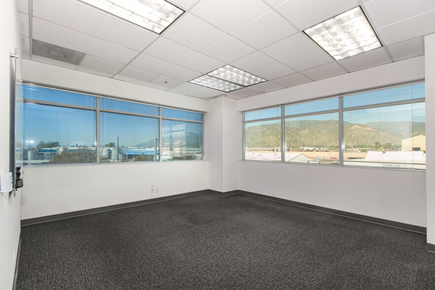 More Photos Of 1151 W 5th St, Azusa Medical For Sale