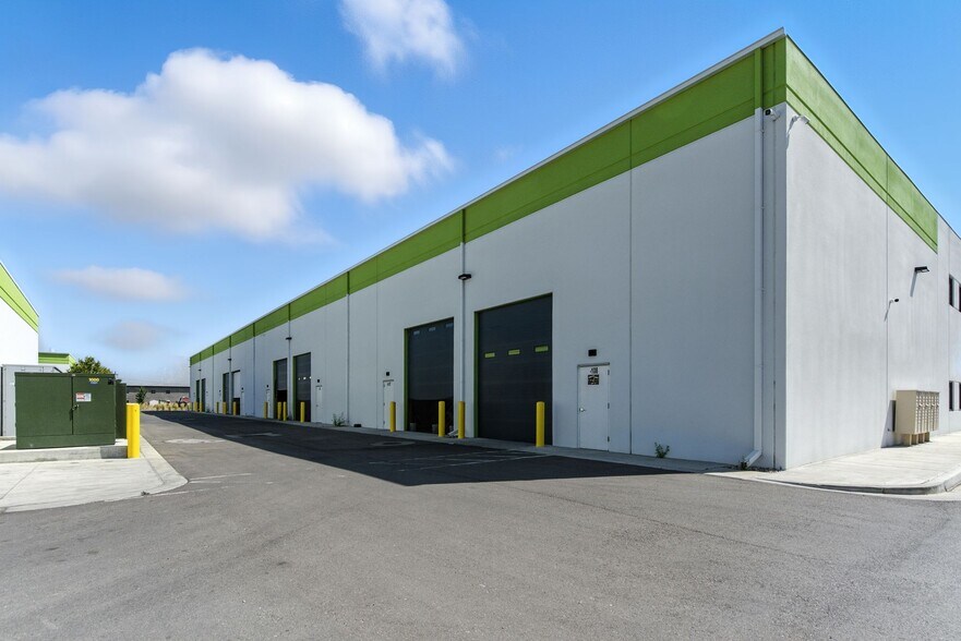 More Photos Of 317 N 2000 W, Springville Warehouse For Lease