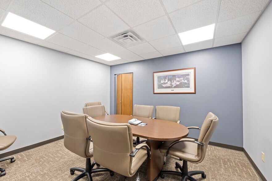 More Photos Of 510-514 Wilcox St, Castle Rock Office For Sale