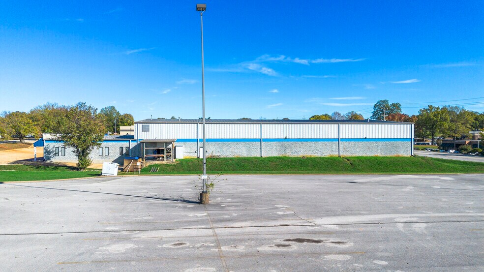 More Photos Of 6130 Preservation Dr, Chattanooga Light Distribution For Sale