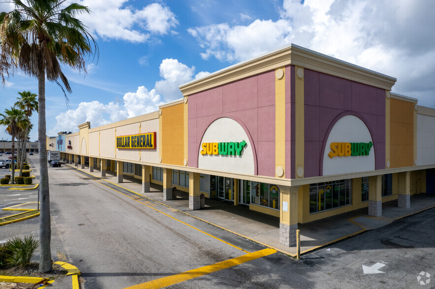 Primary Photo Of 801 Dixon Blvd, Cocoa Storefront For Lease