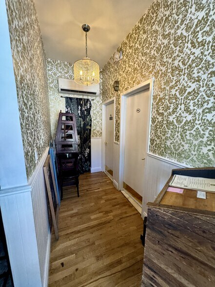 More Photos Of 500 Jersey Ave, Jersey City Storefront Retail Residential For Lease