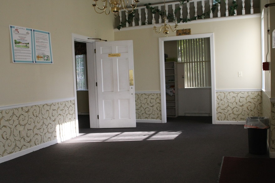 More Photos Of 10909 Chippewa Rd, Brecksville Religious Facility For Sale