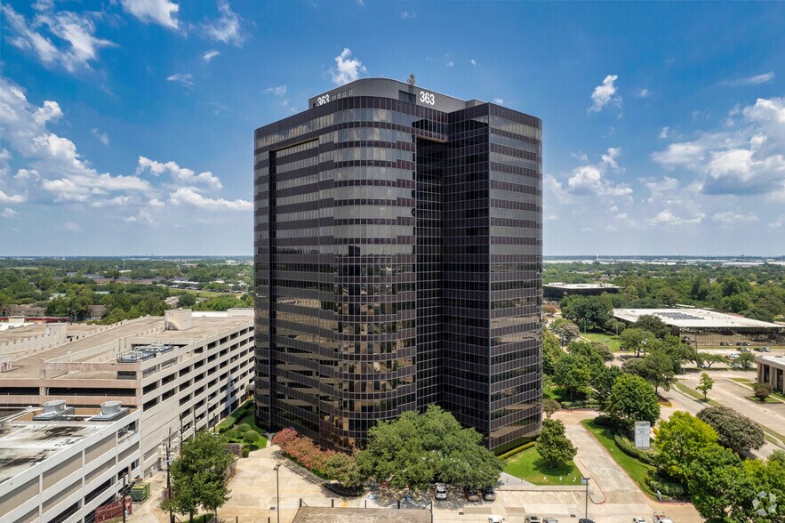 More Photos Of 363 N Sam Houston Pky E, Houston Office For Lease