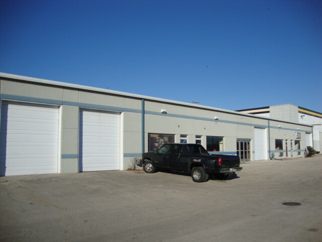 More Photos Of 4320 1st Ave, Lyons Light Distribution For Lease