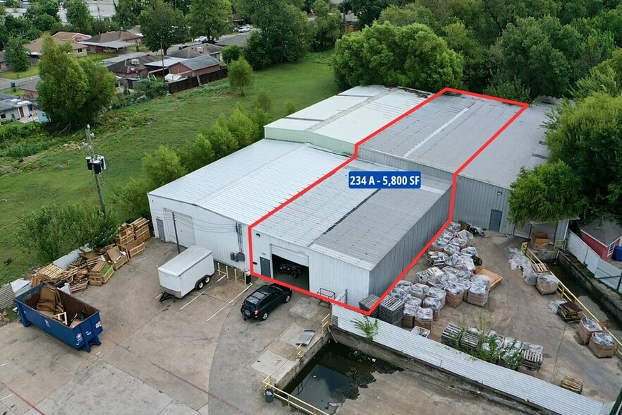 More Photos Of 234 Memory Ln, Houston Warehouse For Lease
