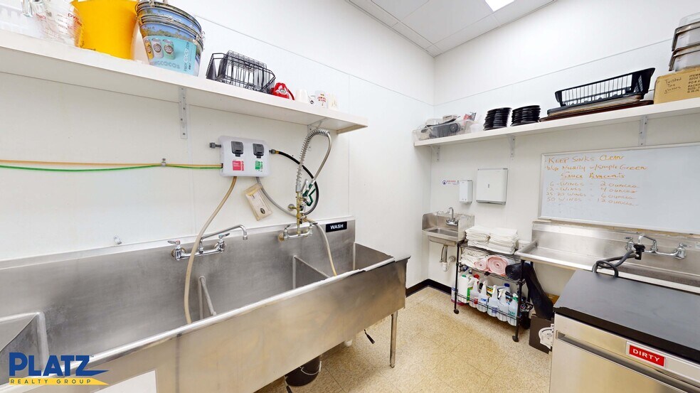 More Photos Of 3305 Center Rd, Poland Convenience Store For Sale