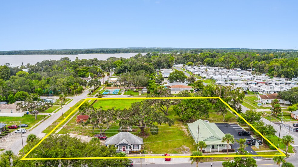 More Photos Of 819 Main St, Tavares Land For Sale