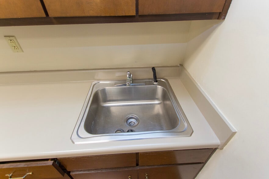 More Photos Of 333 Whitesport Dr, Huntsville Medical For Lease