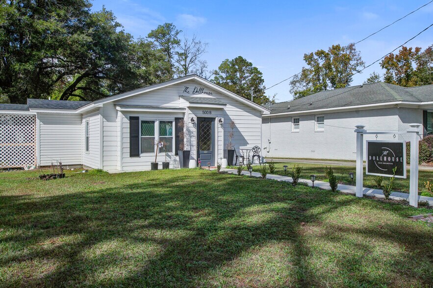 More Photos Of 500 N Pine St, Summerville Medical For Sale