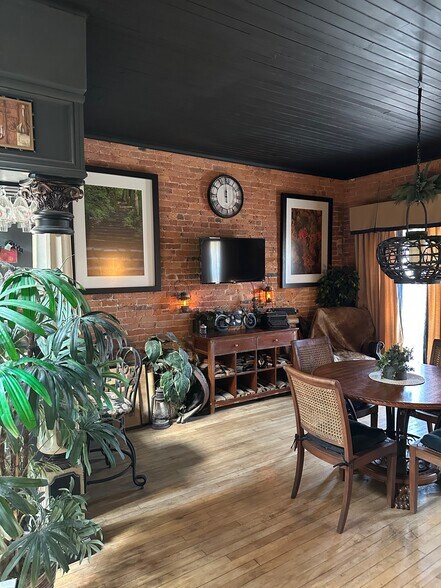 More Photos Of 162-164 Glen St, Glens Falls Storefront Retail Residential For Sale