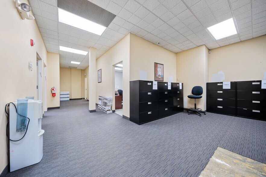 More Photos Of 2535 John F Kennedy Blvd, Jersey City Medical For Sale