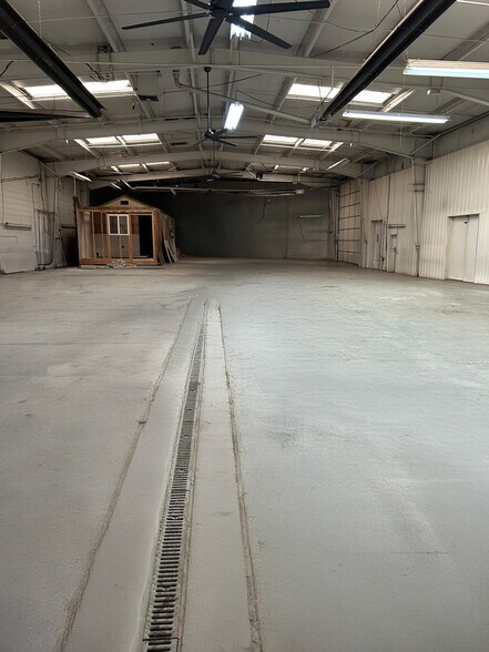 More Photos Of 3696 W 72nd Ave, Westminster Warehouse For Lease