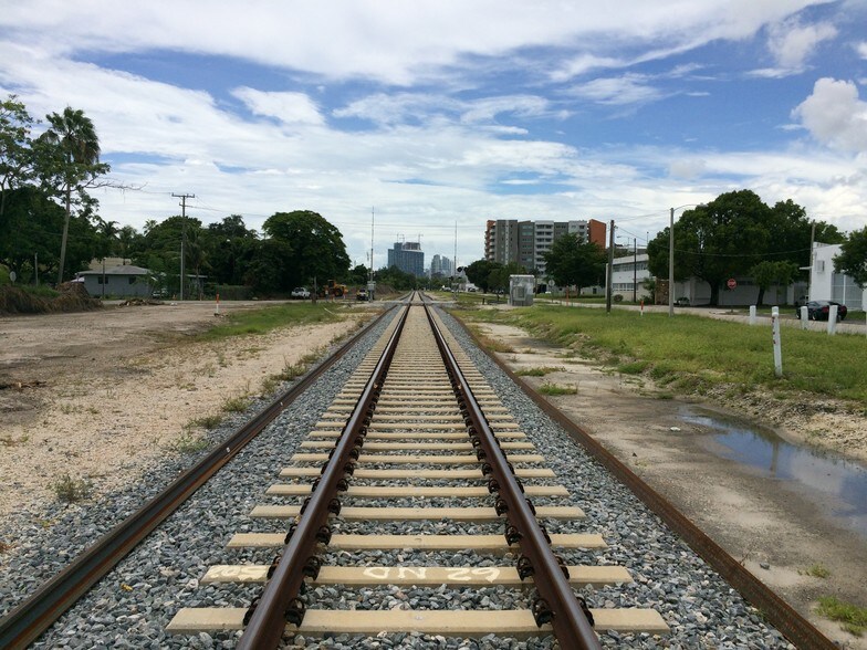 More Photos Of 301-395 NE 59th St, Miami Coworking Space