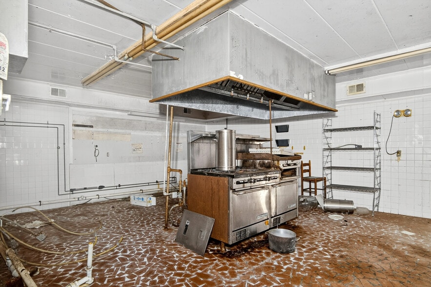 More Photos Of 306 S Allen Rd, Wake Forest Apartments For Sale