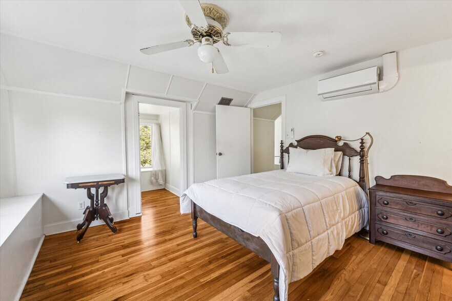 More Photos Of 2039 South Blvd, Houston Apartments For Sale