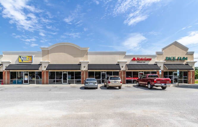 More Photos Of 1531 Cinema Dr, Statesville Unknown For Lease