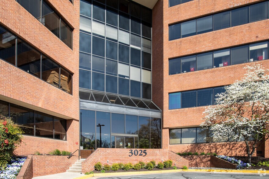 More Photos Of 3025 Hamaker Ct, Fairfax Office For Lease