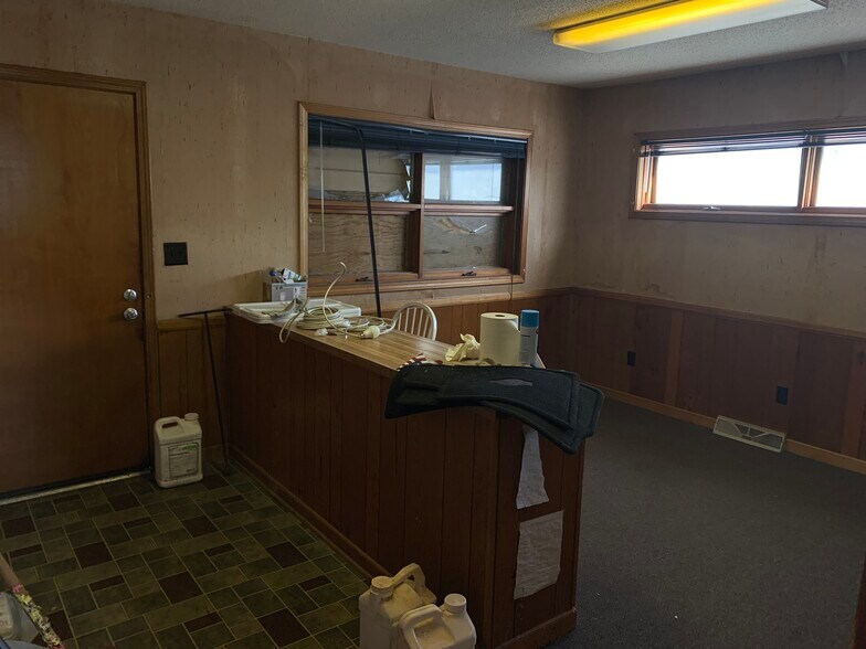 More Photos Of 1819 W Whitner St, Anderson Office For Sale