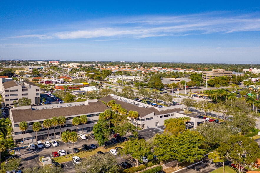 More Photos Of 11400-11440 N Kendall Dr, Miami Unknown For Lease