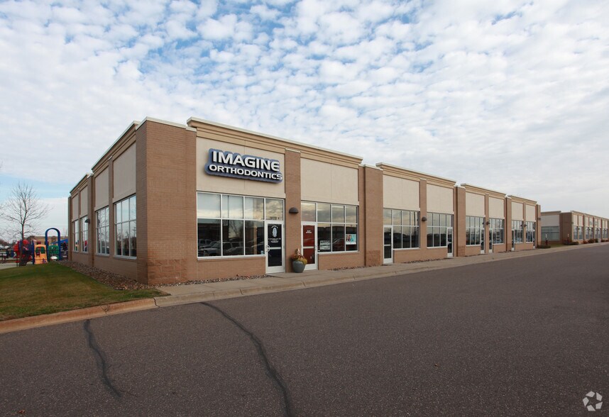 More Photos Of 14020 Northdale Blvd, Rogers Medical For Lease