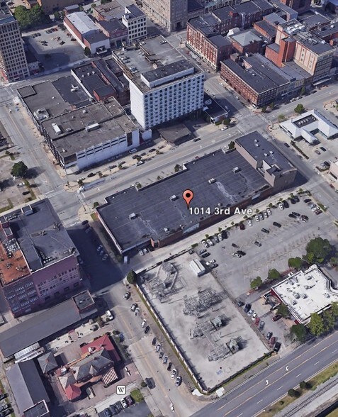 More Photos Of 1010 3rd Ave, Huntington Storefront Retail Office For Lease