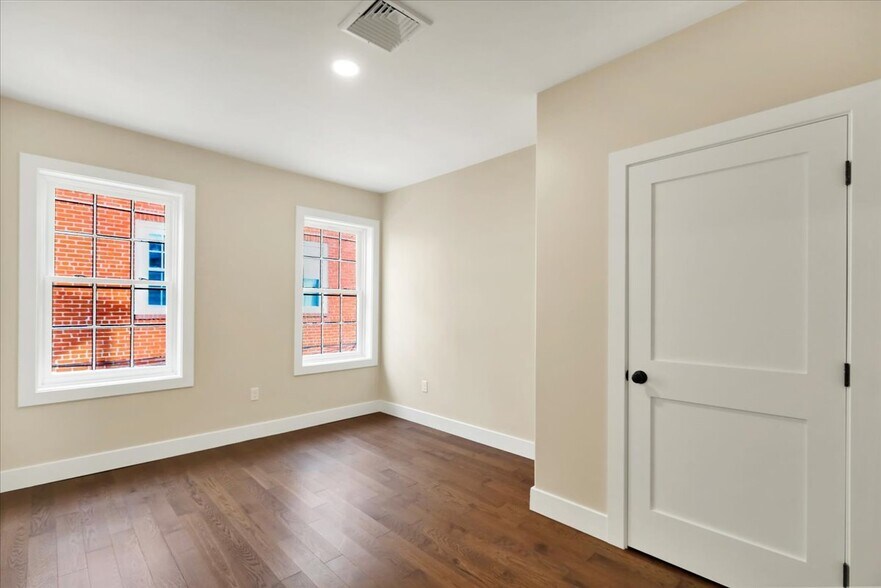 More Photos Of 241 S 5th St, Reading Apartments For Sale