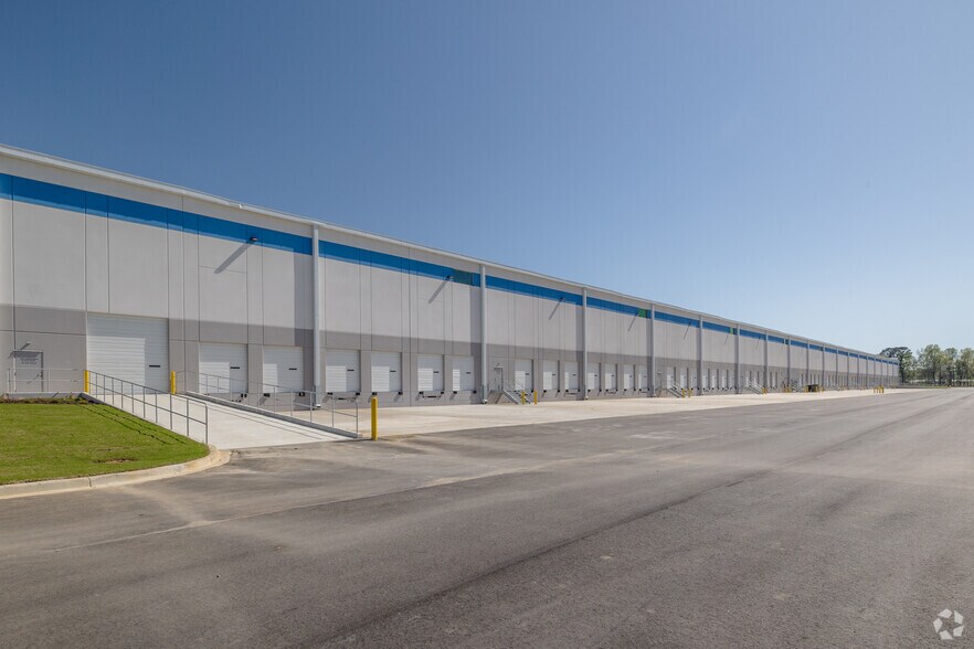 More Photos Of 157 Belgium Way, Summerville Unknown For Lease