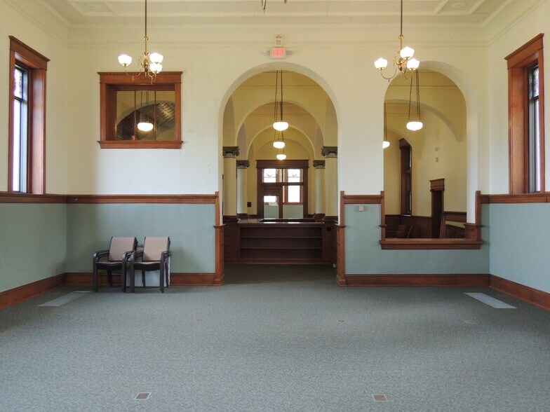 More Photos Of 1220 C of E Dr, Emporia Public Library For Sale