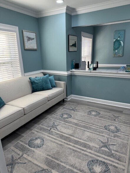 More Photos Of 1100 Eaglewood Dr, Virginia Beach Office For Lease